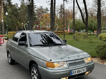 Авто ВАЗ 2110 2002 № 8106927