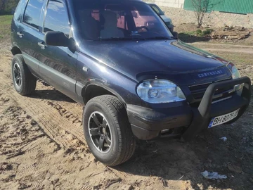 Авто Chevrolet Niva 2008 № 8107017