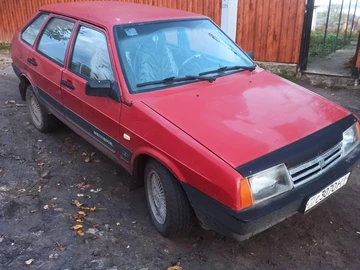 Авто ВАЗ 2109 1993 № 8107042