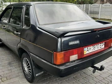 Авто ВАЗ 21099 1993 № 8107056