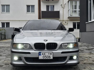 Авто BMW 5 Серия 2003 № 8107100