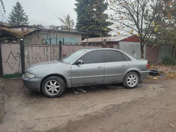 Авто Audi A4 1997 № 8107299