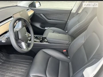 Авто Tesla Roadster 2020 № 8107668