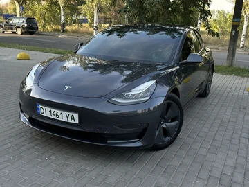 Авто Tesla Model 3 2018 № 8107709