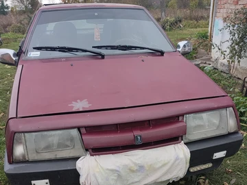 Авто ВАЗ 2109 1992 № 8107747