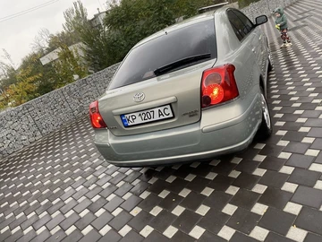 Авто Toyota Avensis 2004 № 8107755