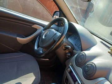 Авто Dacia Sandero 2009 № 8108125