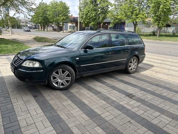 Авто Volkswagen Passat Hatchback 2002 № 8108296