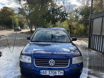 Авто Volkswagen Passat Sedan 2003 № 8108304