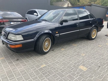 Авто Audi V8 D11  1988 № 8108483