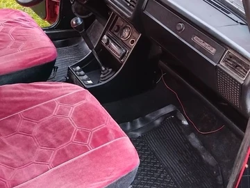 Авто ВАЗ 2107 1989 № 8108488