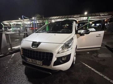 Авто Peugeot 3008 2011 № 8108509