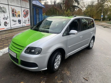 Авто Volkswagen Touran 2005 № 8108860