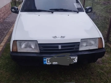 Авто ВАЗ 2109 1992 № 8108878