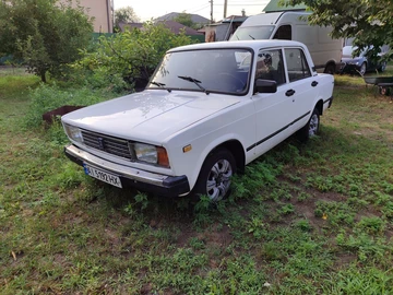 Авто ВАЗ 2105 1989 № 8108887
