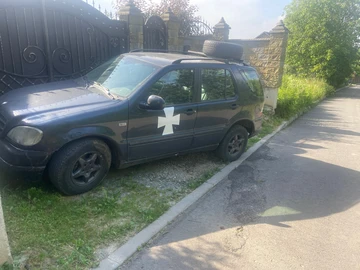 Авто Mercedes Ml Серия 2001 № 8109007