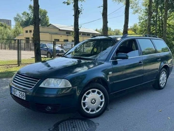 Авто Volkswagen Passat Sedan 2004 № 8109039