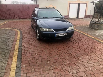 Авто Opel Vectra 2000 № 8109043
