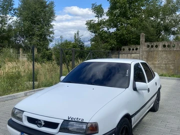 Авто Opel Vectra 1992 № 8109201
