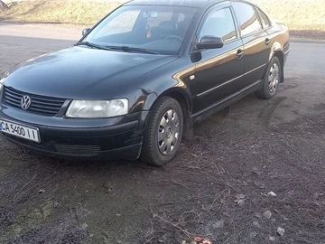 Авто Volkswagen Passat Sedan 2000 № 8109393
