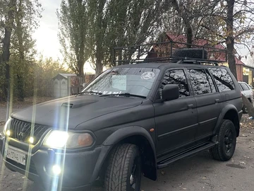 Авто Mitsubishi Pajero 2004 № 8109505