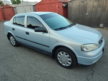 Авто Opel Astra 2004 № 8109620
