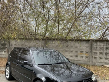 Авто Volkswagen Golf 1999 № 8109982