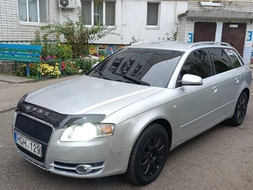 Авто Audi A4 2006 № 8110011