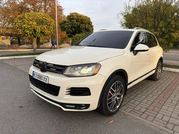 Авто Volkswagen Touareg 2011 № 8110213