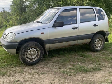Авто Chevrolet Niva 2007 № 8110422