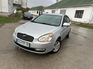 Авто Hyundai Accent 2010 № 8110535
