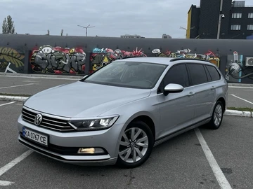 Авто Volkswagen Passat Variant 2015 № 8110536