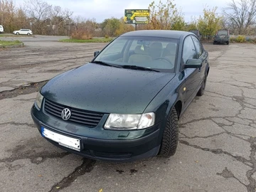 Авто Volkswagen Passat Sedan 1999 № 8110544