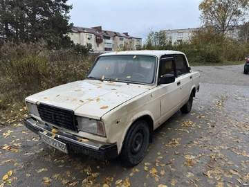 Авто ВАЗ 2107 1994 № 8110663