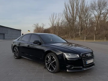 Авто Audi S8 2012 № 8110971
