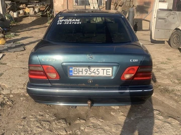 Авто Mercedes E Серия 2000 № 8111012