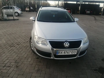 Авто Volkswagen Passat Variant 2006 № 8111193