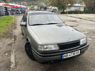 Авто Opel Vectra 1991 № 8111212