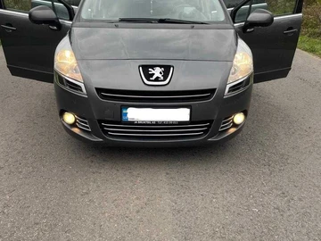 Авто Peugeot 5008 2010 № 8111220