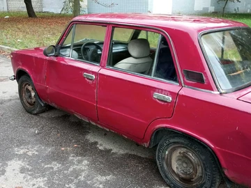 Авто ВАЗ 2111 1977 № 8111335