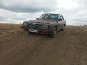 Авто Nissan Laurel 1987 № 8111366