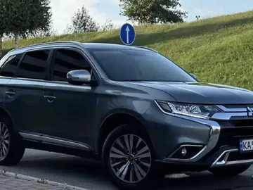 Авто Mitsubishi Outlander 2019 № 8111378