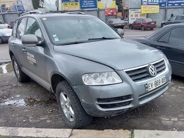 Авто Volkswagen Touareg 2004 № 8111545