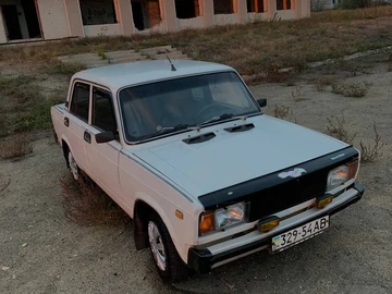 Авто ВАЗ 2105 1981 № 8111686