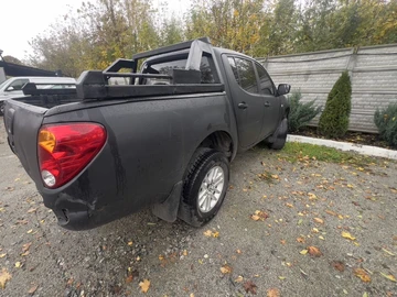 Авто Mitsubishi L 200 2011 № 8111834