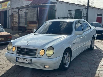 Авто Mercedes E Серия 1998 № 8111894