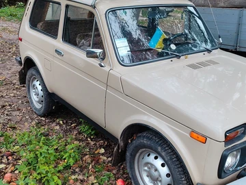 Авто ВАЗ 21121 1990 № 8112015