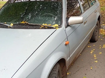 Авто Mazda 323 1989 № 8112021