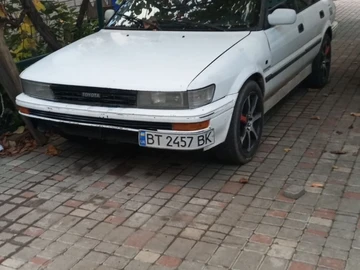Авто Toyota Corolla 1993 № 8112039