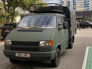 Авто Volkswagen Transporter 2001 № 8112298